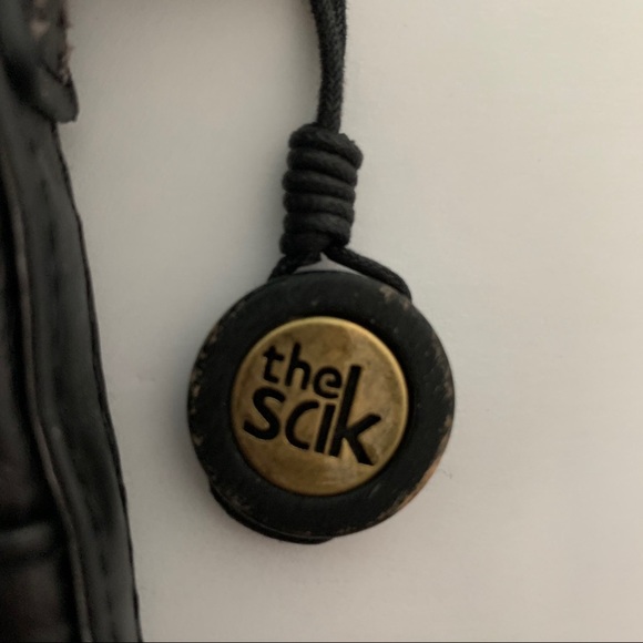 The Sak Leather Black Crossbody Bag or Purse - Picture 7 of 13